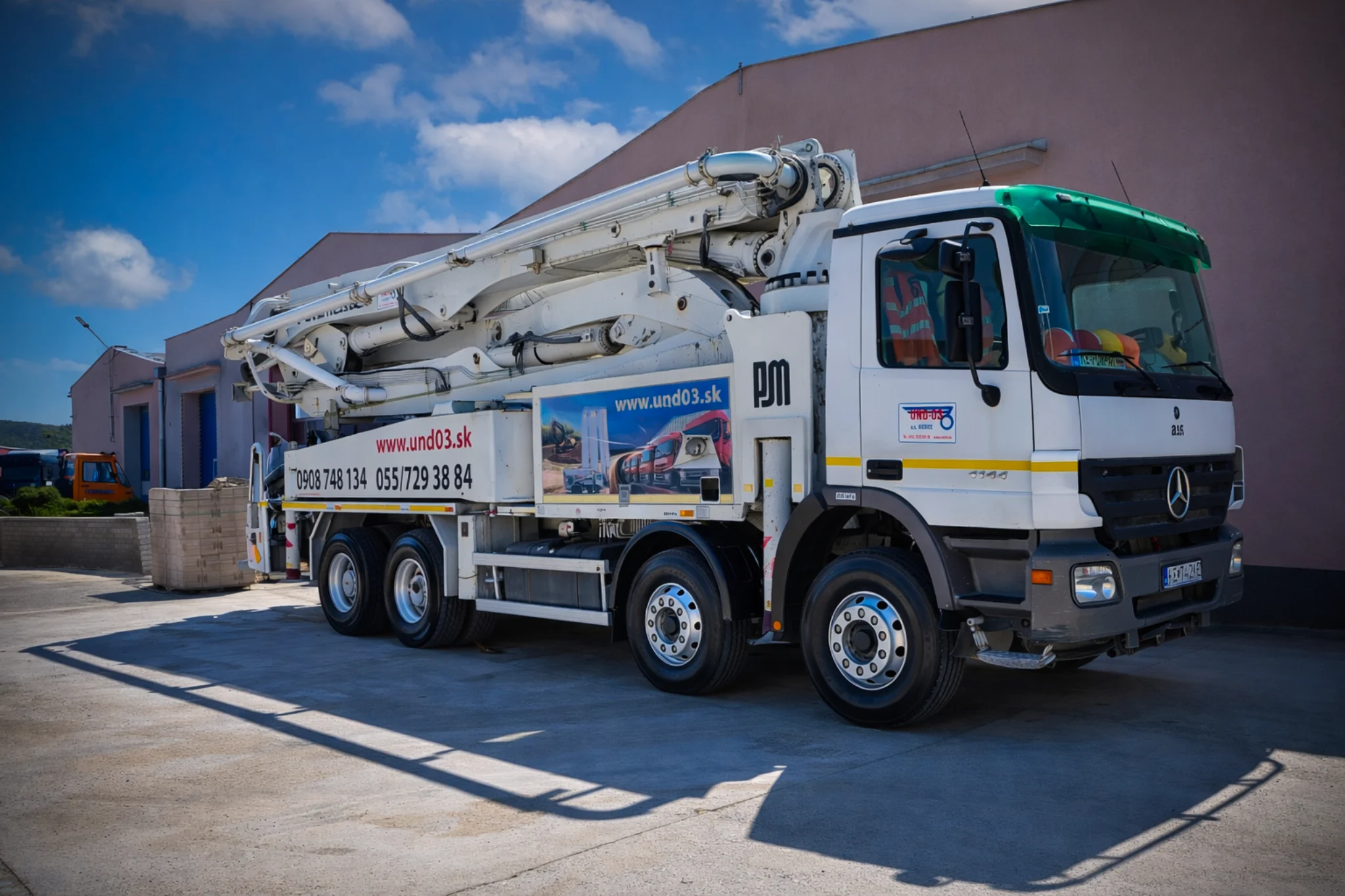 Betónpumpa UND-03